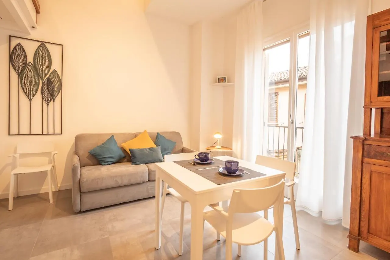 Realkasa Lame Flat Apartment Bologna 0*,